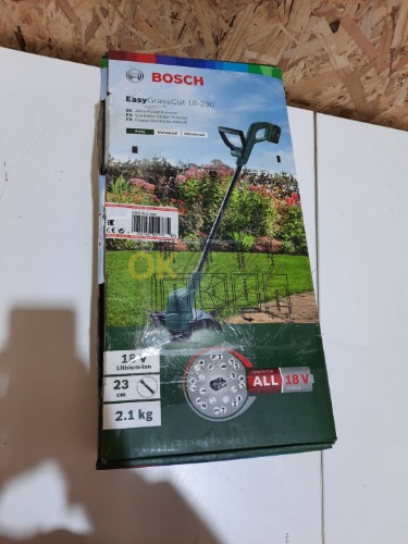 Auction Bosch EasyGrassCut 18-230 - akumulátorová strunová   sekačka + nabíječká a baterie image