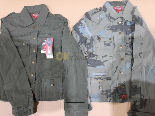 Auction Lehké dámské bundy DOCKHOUSE s maskáčovým potiskem - 31 kusů image