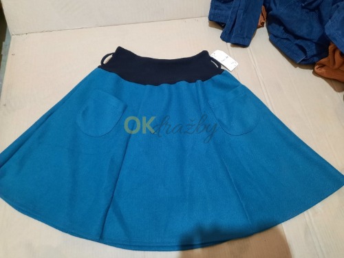 Auction Mix dámských šatů a sukní - 40 kusů image