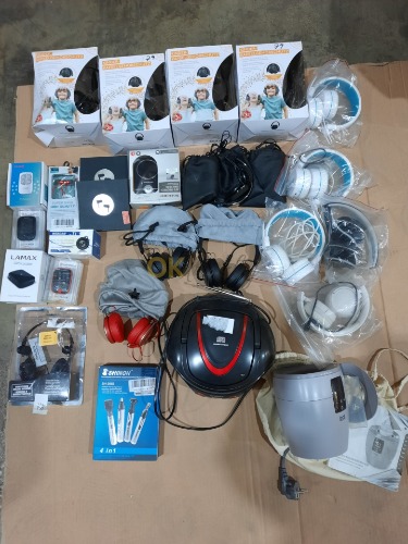 Auction Mix sluchátek různých typů, ochranných sluchátek pro děti, přehrávačů, radiomagnetofonů, GPS lokátorů a dalšího – podrobnosti na fotografiích image