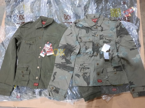 Auction Mix dámských bund DOCKHOUSE - 27 kusů image