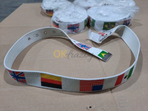 Auction 48 kusů bílých pásů s vlajkami image