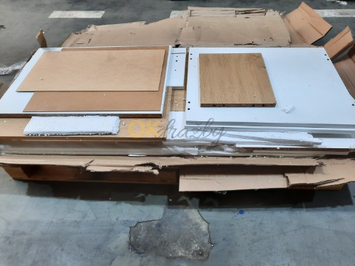 Auction 3 krabice s neznámým nábytkem image