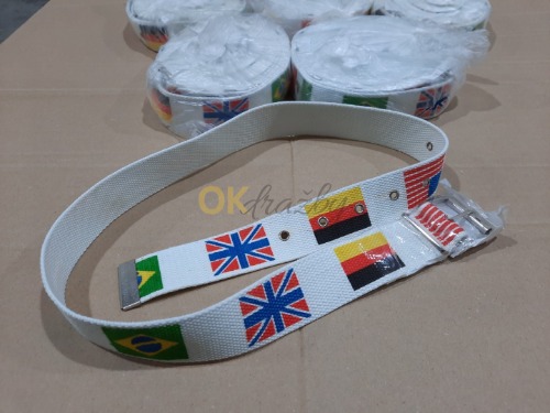 Auction 40 kusů bílých pásů s vlajkami image