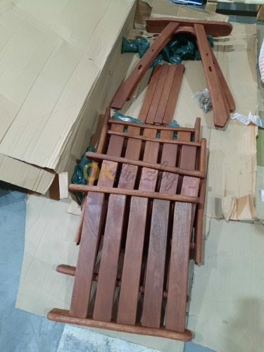 Auction 2 dřevěné židle image