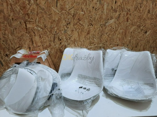 Auction CangLong Sada 4 jídelních židlí, měkké polstrování, dřevěné nohy, bílá image