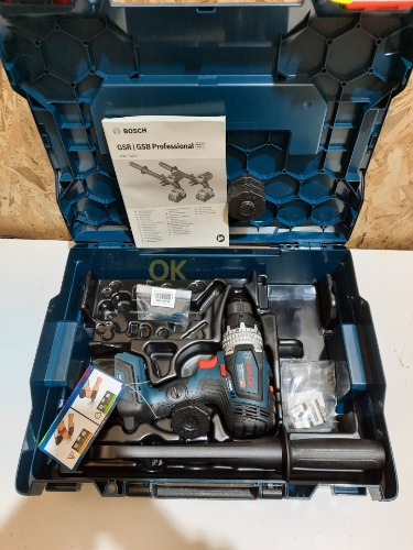 Auction Bosch Akumulátorový vrtací šroubovák GSR 18V-150 C image