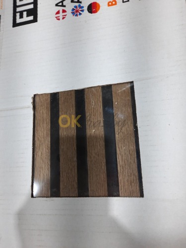 Auction 7 kusů akustických panelů FIBROTECH BASIC 22×605×2440 mm v barvě kouřový dub a 1 kus v barvě olejovaný dub TOP! image