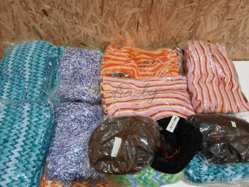 Auction Mix různých šál a sad šál s čepicí, celkem 71ks image