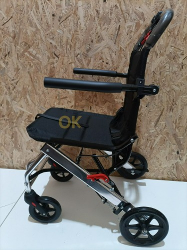 Auction Lehký skládací transportní vozík s teleskopickou rukojetí, přenosný, nosnost do 91 kg image