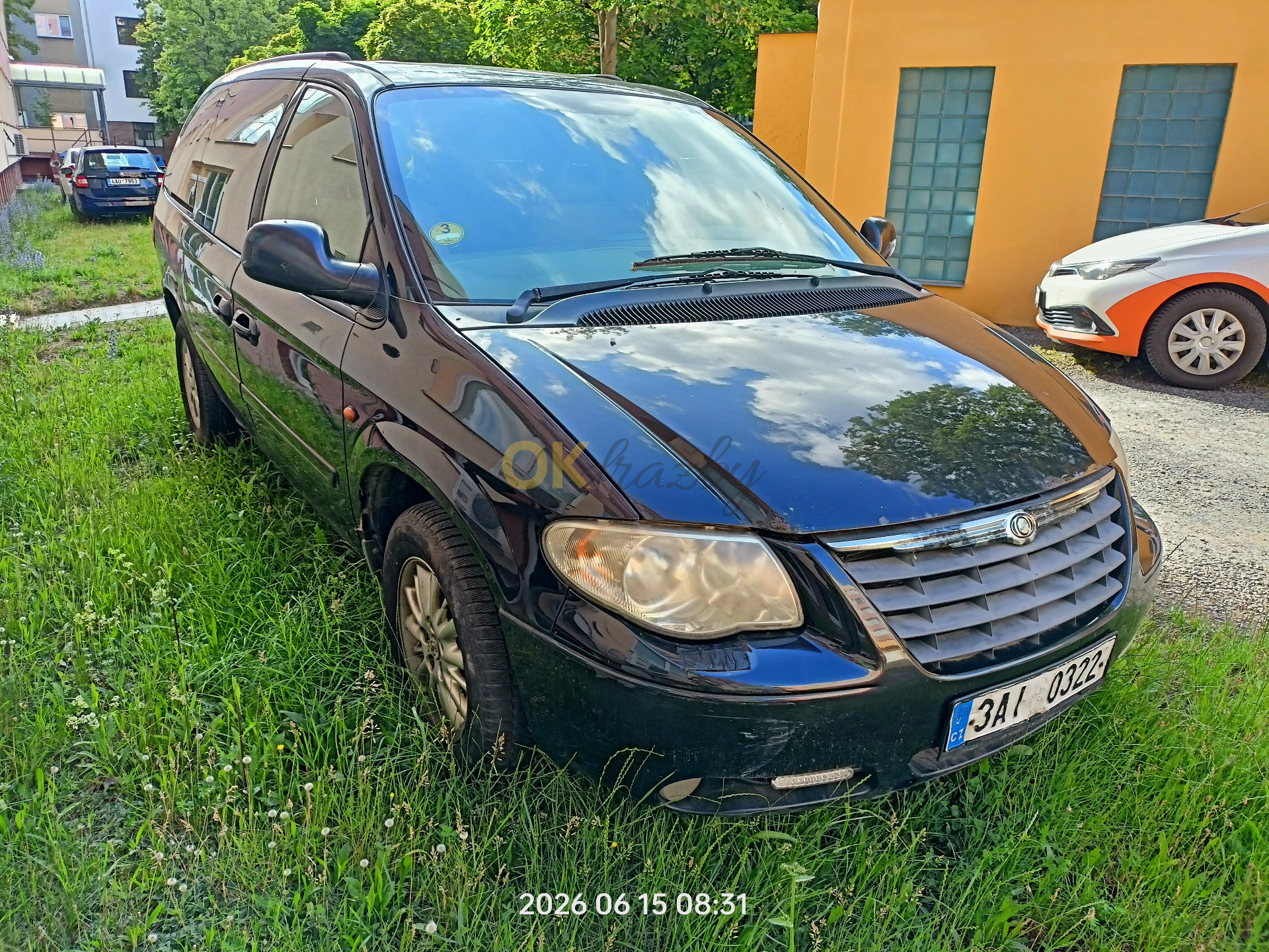 Automobil CHRYSLER GRAND VOYAGER - techn. údaje ve fotogalerii