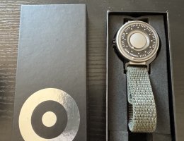 Auction Nové hodinky Magneto Primus Black image