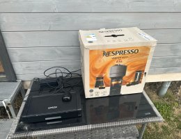 Auction Soubor elektro - kávovar Nespresso, přenosná tiskárna Epson WF-100, sluchátka JBL image