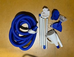 Auction Čistič bazénů Gre 08011A Little image