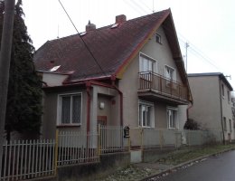 Auction id.podíl 1/2, rod. dům se zahradou - Chlumčany image