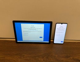 Auction Huawei P30 Pro + Huawei MediaPad M5 - google účty image